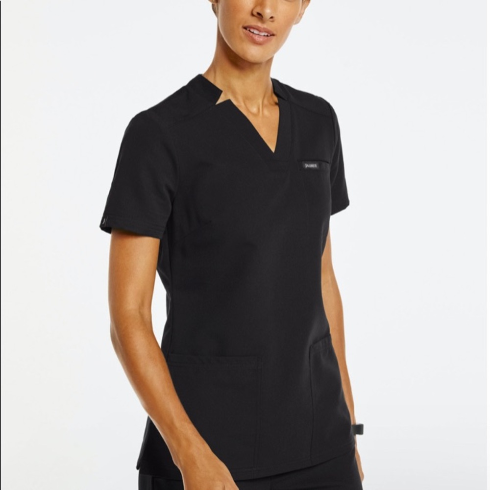 Jaanuu 3 Pocket Notch Neck Scrub Top